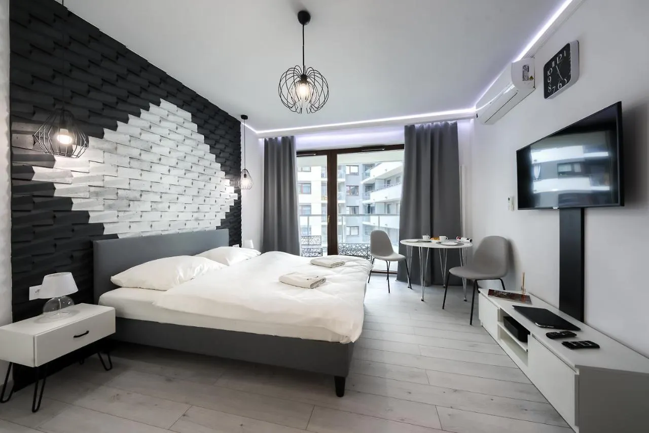 Mayad Residence وارسو شقة