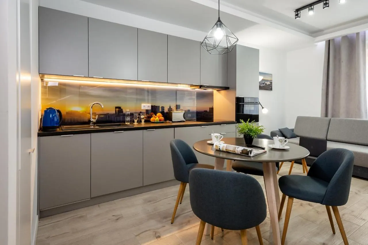 Mayad Residence وارسو 0*,